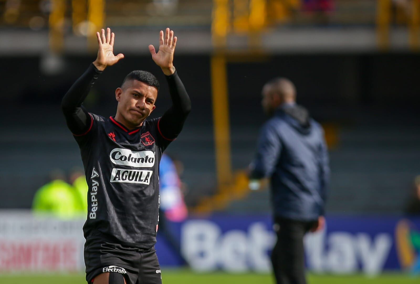 Imagen del partido entre el Independiente Santa Fe y América de Cali por la fecha 18 del primer semestre de la Liga colombiana 2024.