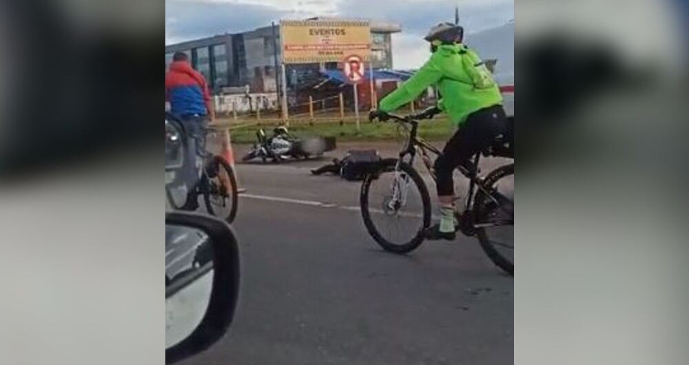 El accidente en la calle 80 en la glorieta de Siberia dejó una persona muerta.