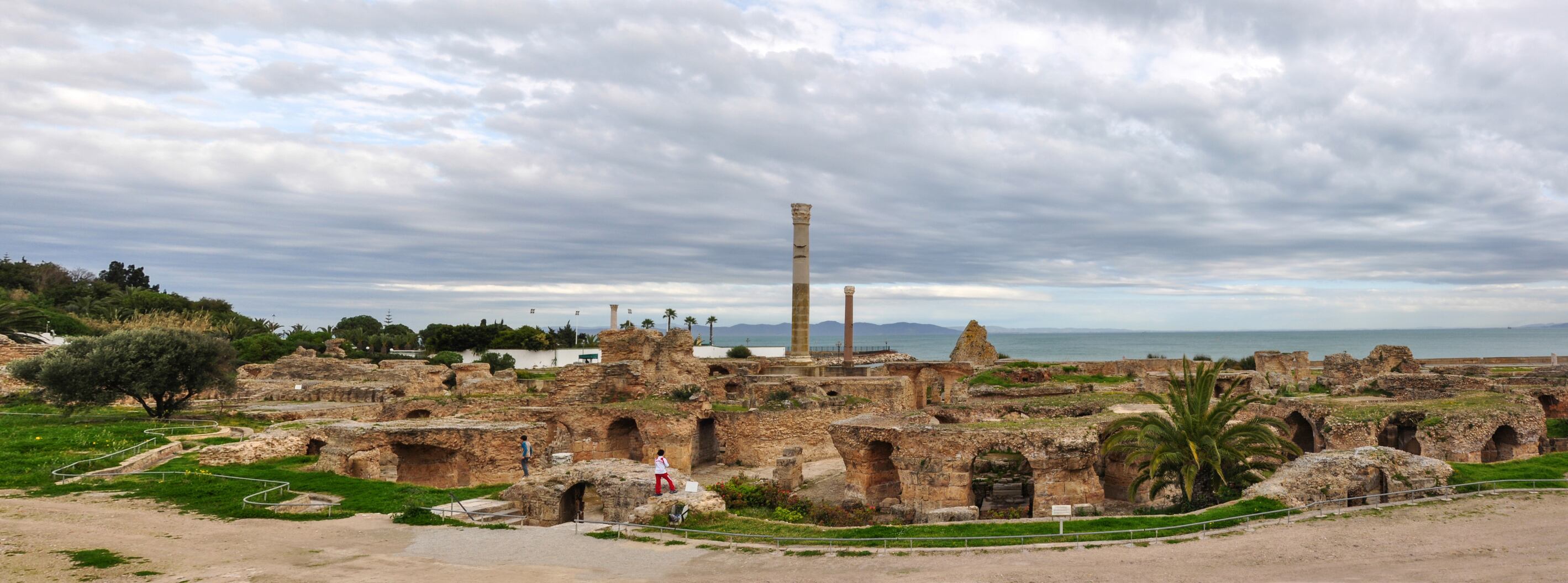 Las antiguas ruinas de Cartago, a unos 15 kilómetros de Túnez, son uno de los viajes más populares en Túnez.