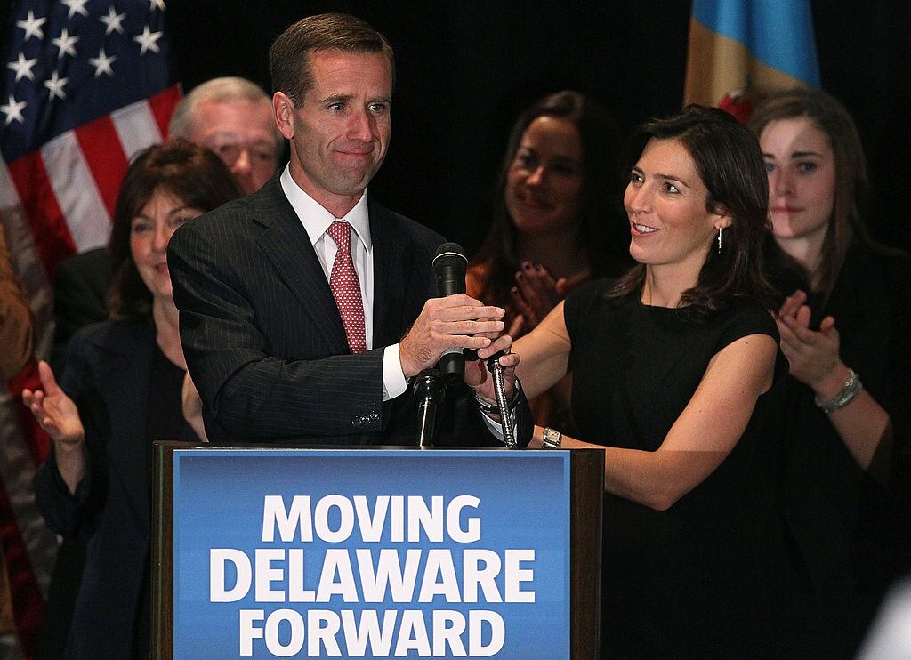 Beau Biden y su esposa Hallie, con quien Hunter tuvo un romance tras la muerte de su hermano en 2015.
