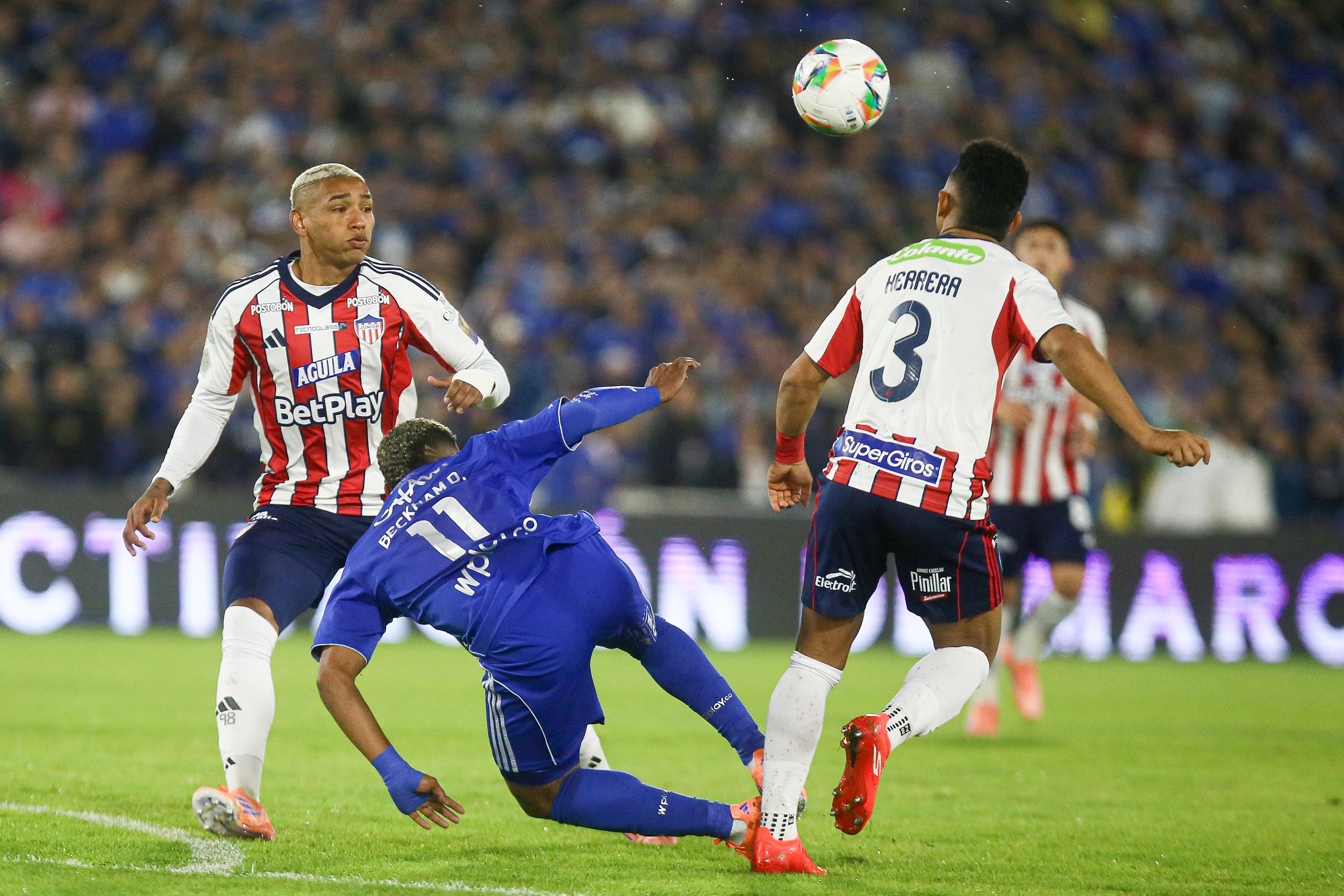 Imagen del compromiso entre Millonarios y Junior de Barranquilla por la fecha 2 del primer semestre de la Liga Colombiana 2026.