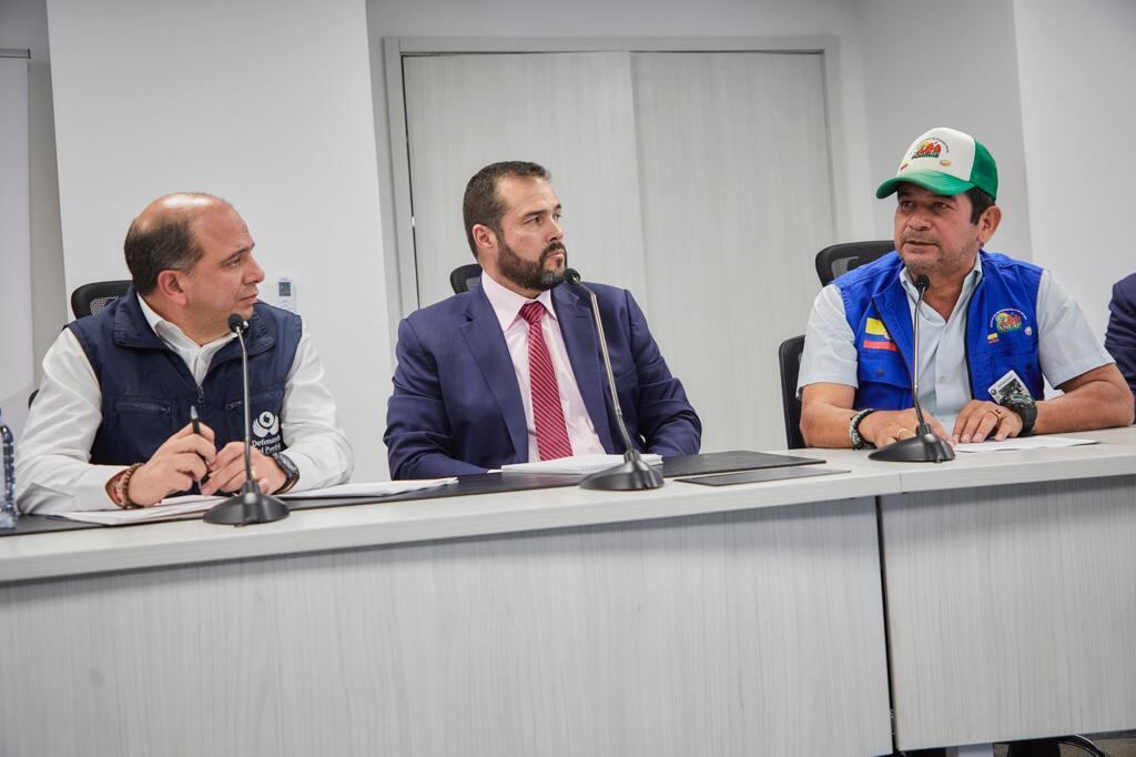 Defensoría y Asociación de Firmantes de Paz exigen cumplimiento del acuerdo de La Habana: "El Estado y las partes deben asumir compromisos"