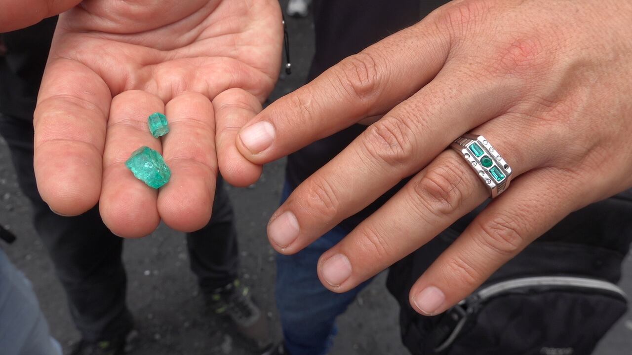 Cerro de Fura Tena  Esmeraldas