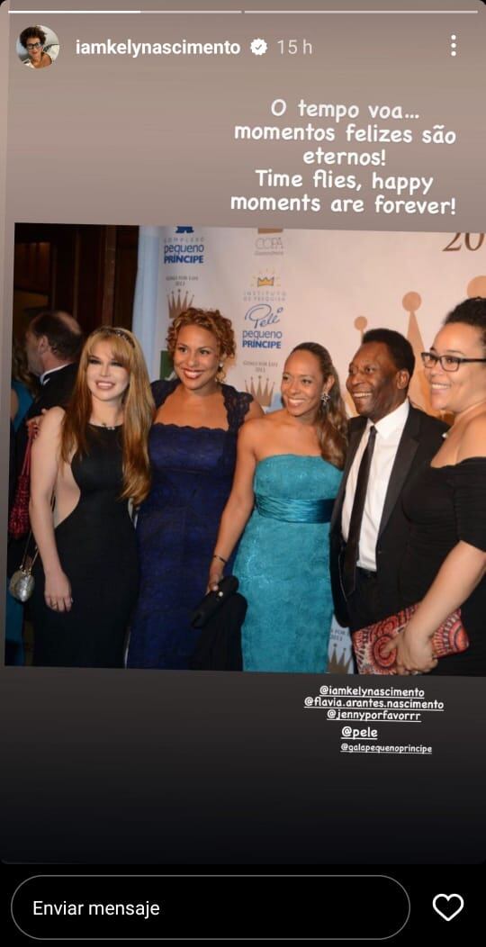 Pelé ha recibido la visita de varios de sus hijos en el hospital de Sao Paulo