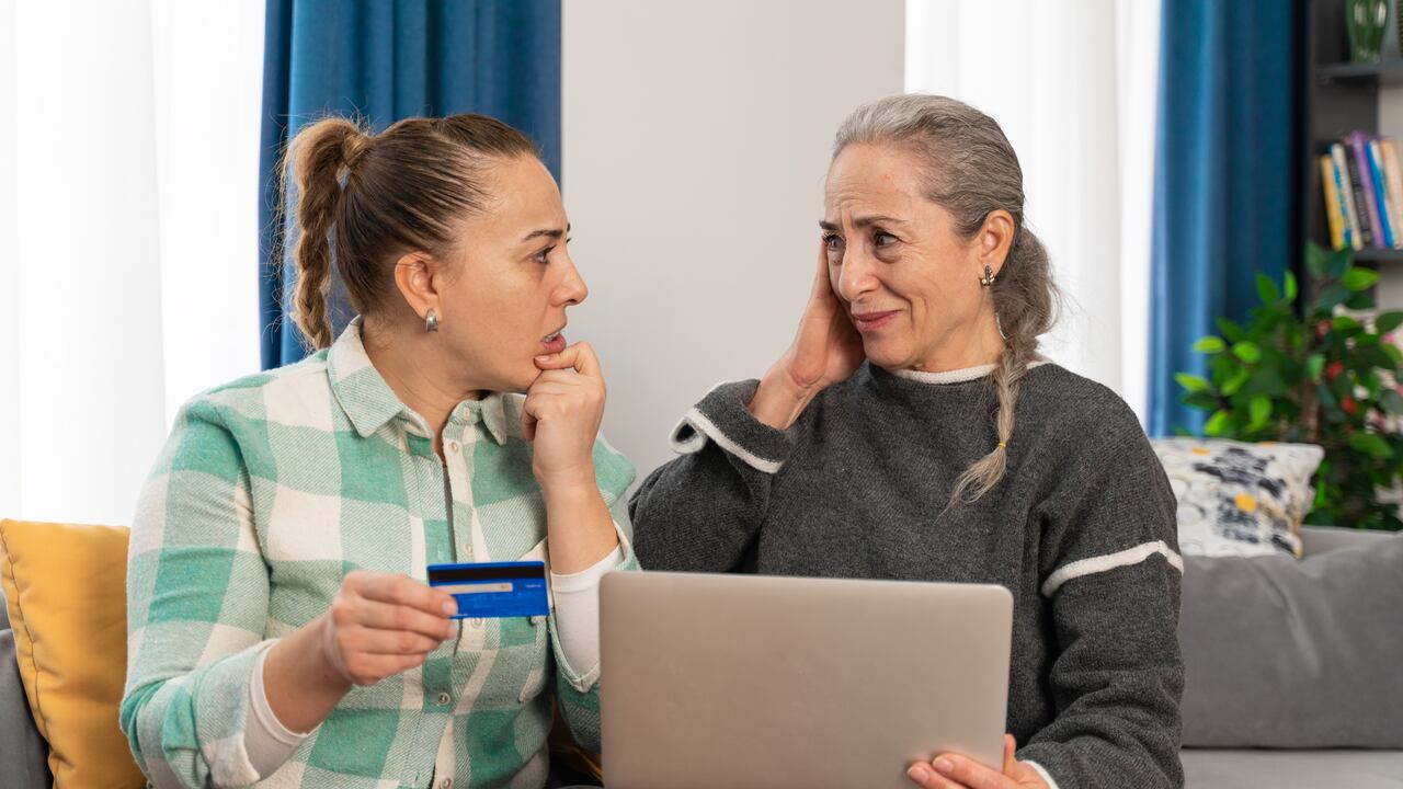 Los cibercriminales aprovechan las plataformas digitales para engañar a las personas.