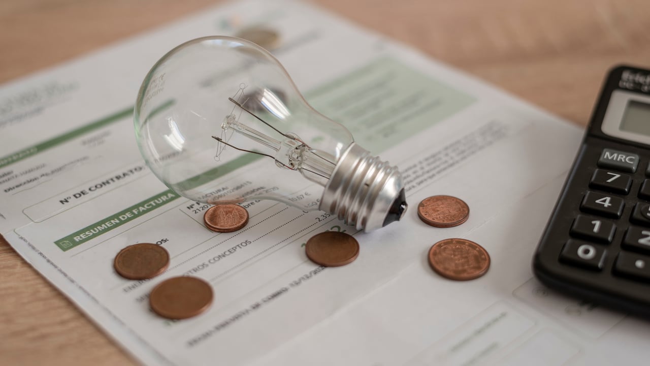 Para prevenir el aumento en el costo de energía, hay una solución que permite gestionar el consumo eléctrico de manera eficiente y cómoda.