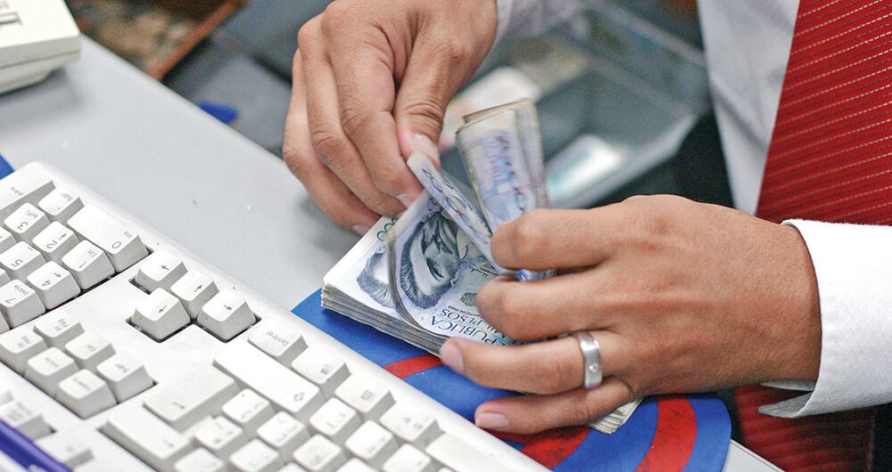 En enero los recursos de los clientes del sistema financiero tuvieron rendimientos negativos por 4,5 billones de pesos.