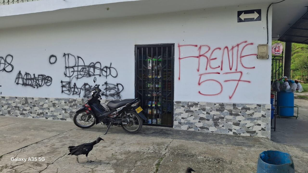 Guerra entre el Frente 57 de las Farc y la columna móvil Dagoberto Ramos de las disidencias de las Farc en Corinto