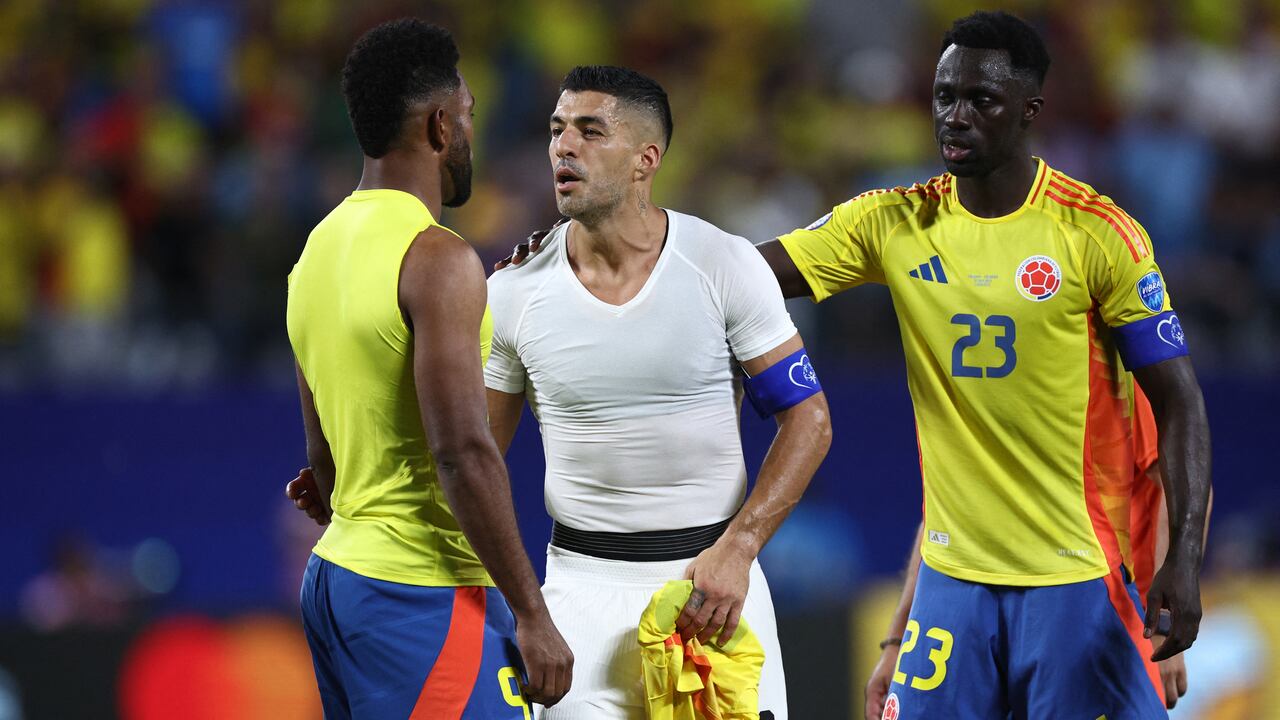 Luis Suárez discutiendo 'cara a cara' con Miguel Ángel Borja.