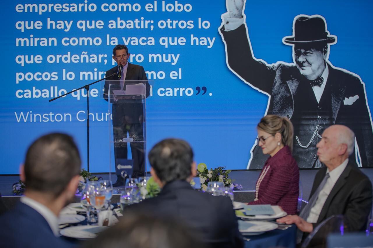 Eduardo Pacheco, presidente del Consejo Directivo de Probogotá.