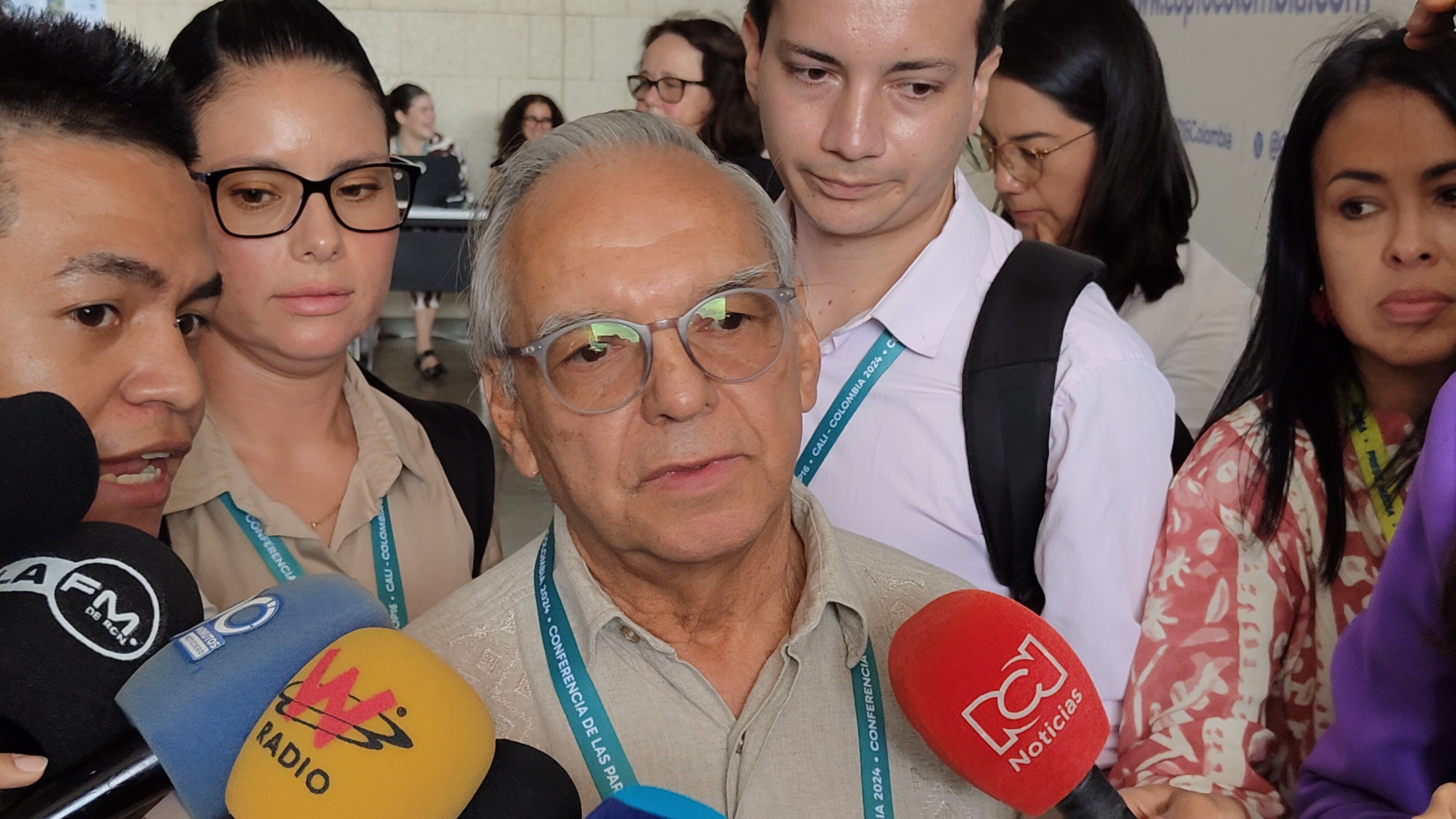 El Ministro se pronunció luego de las conversaciones en la zona azul.