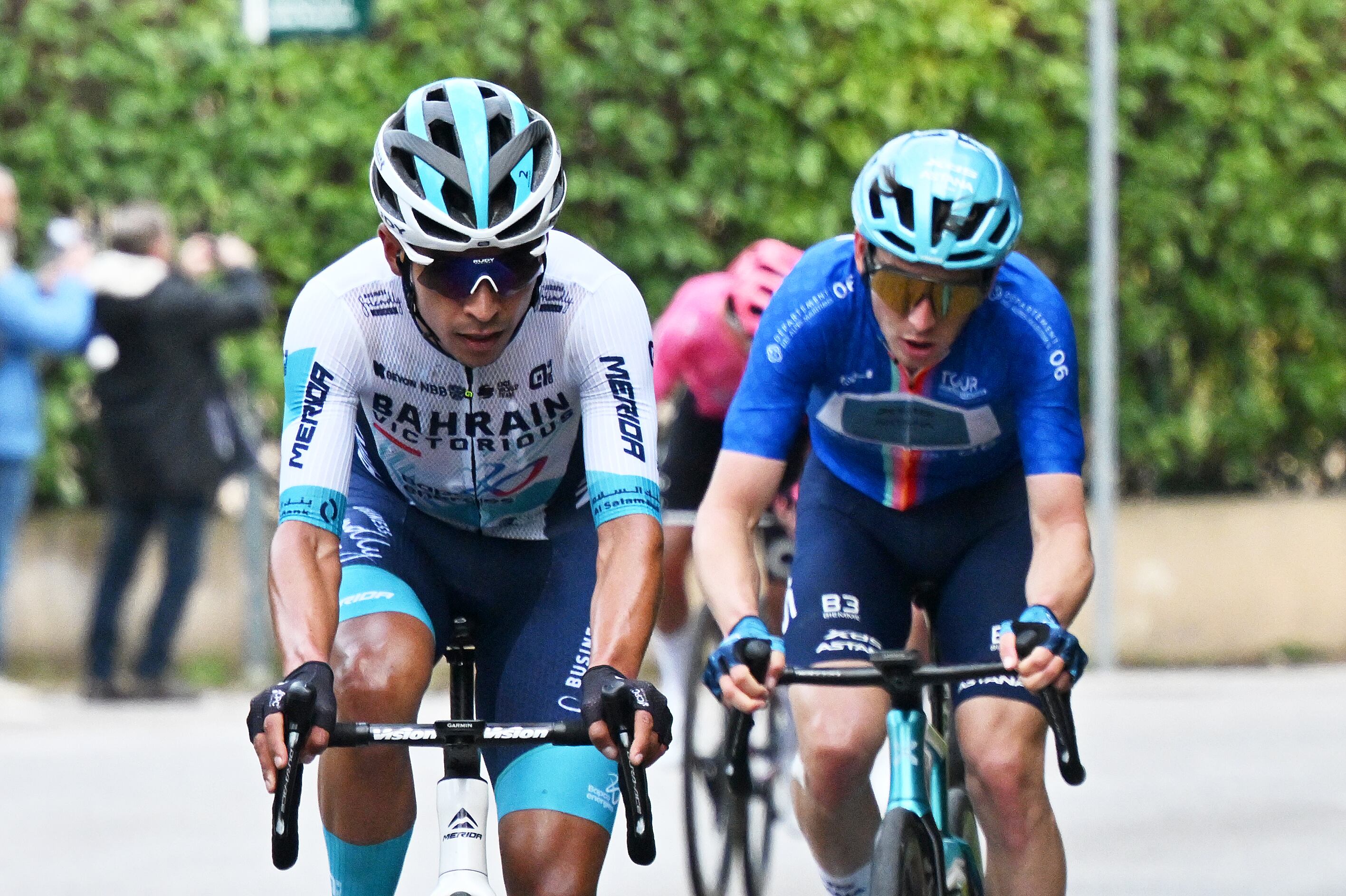 VENCE, FRANCE - FEBRUARY 23: Santiago Buitrago of Colombia and Team Bahrain - Victorious and Christian Scaroni of Italy and Team XDS Astana - Blue Leader Jersey compete in the breakaway during the 57th Tour des Alpes Maritimes et du Var 2025, Stage 2 a 131.8km stage from Villefranche-sur-Mer to Vence 327m on February 23, 2025 in Vence, France. (Photo by Billy Ceusters/Getty Images)