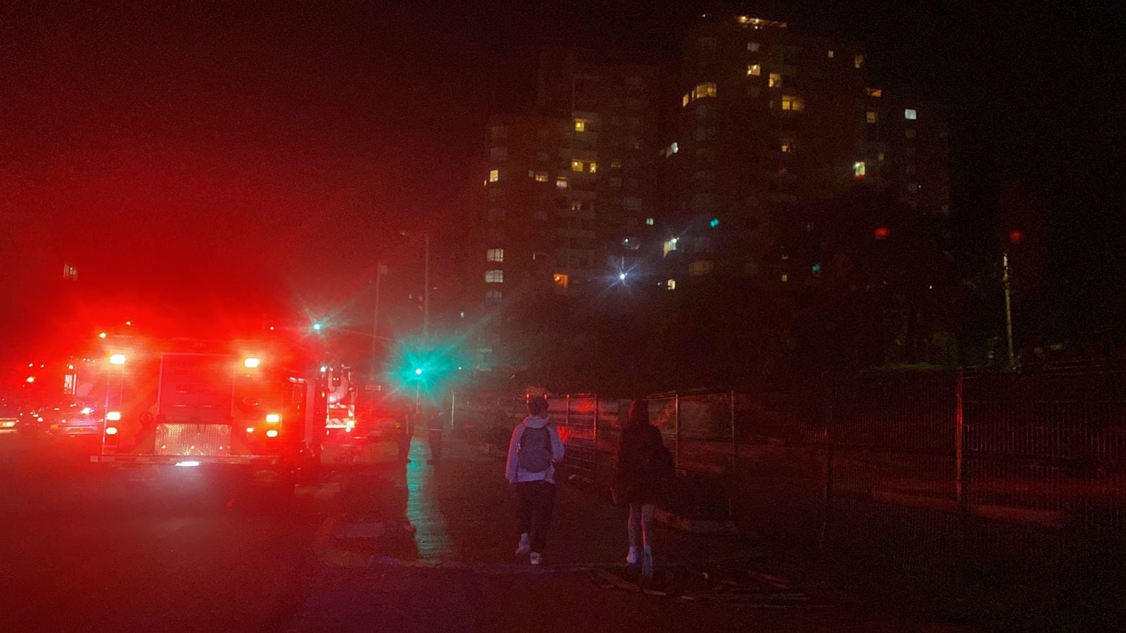 De acuerdo con información de la Policía, la explosión fue causada por una falla eléctrica en la carrera séptima con calle 127.