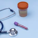 Análisis de sangre, análisis de orina, médico, prueba, sangre en la orina.