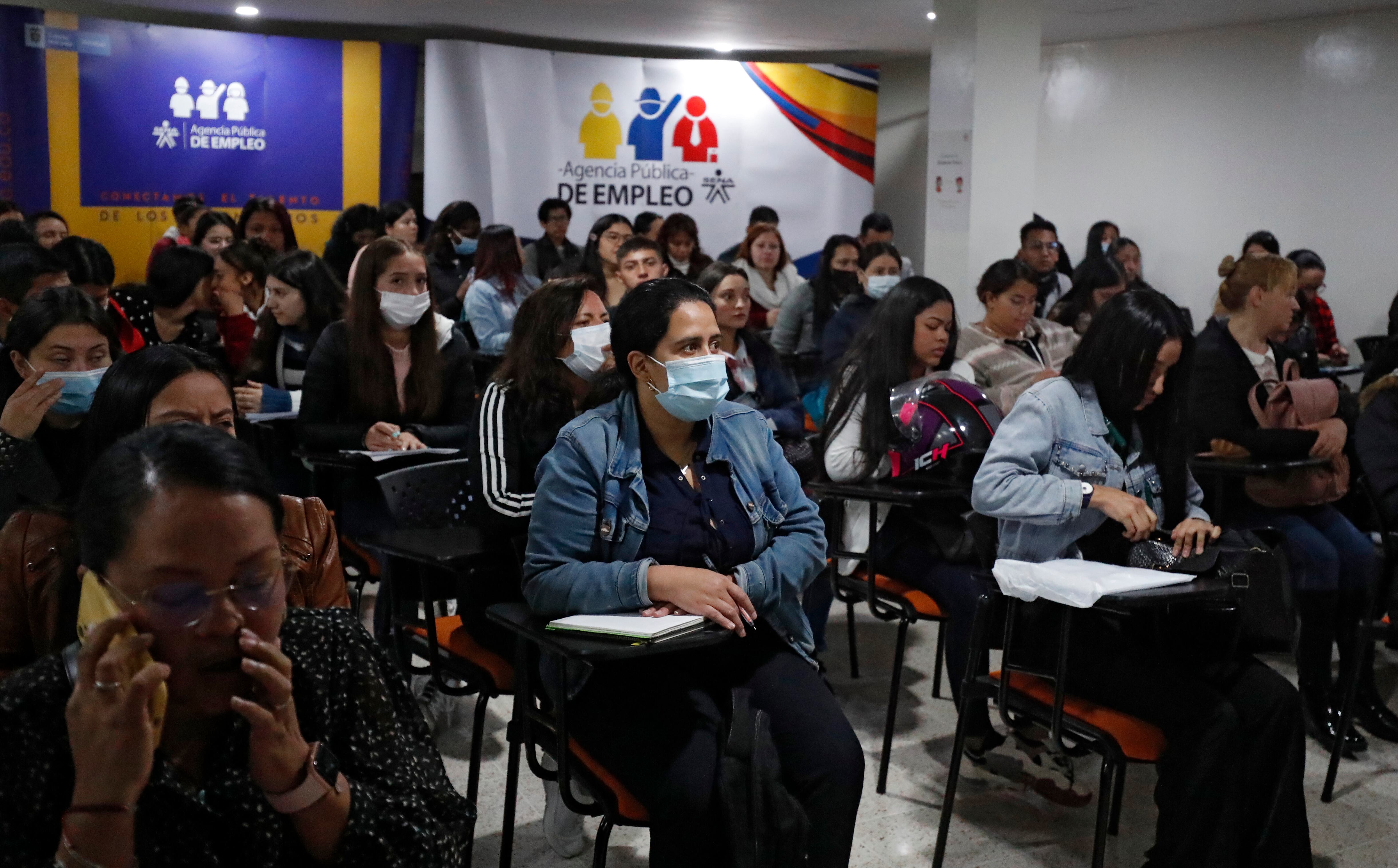 Sena Jornada Nacional de Empleo y Emprendimiento para las Mujeres
Desempleo 
Mujer
Incertidumbre
Bogota Marzo 8 del 2023
Foto Guillermo Torres Reina / Semana