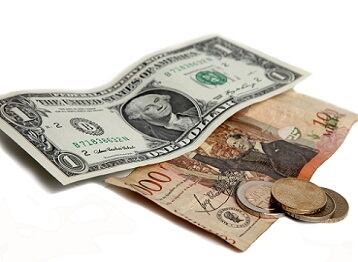 El comportamiento que registra la tasa de cambio desde la última semana ha ocasionado que el peso colombiano se esté revaluando. Esto significa que frente al dólar viene fortaleciéndose, sin embargo, todavía los margenes continúan amplios. Archivo Semana - Alejandro Acosta