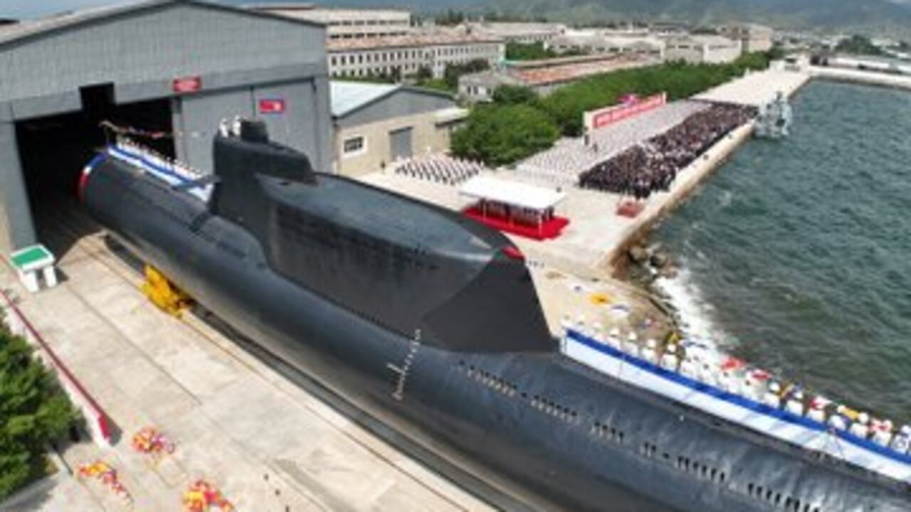 Corea del Norte intenta causar terror mostrando su amplio arsenal defensivo.