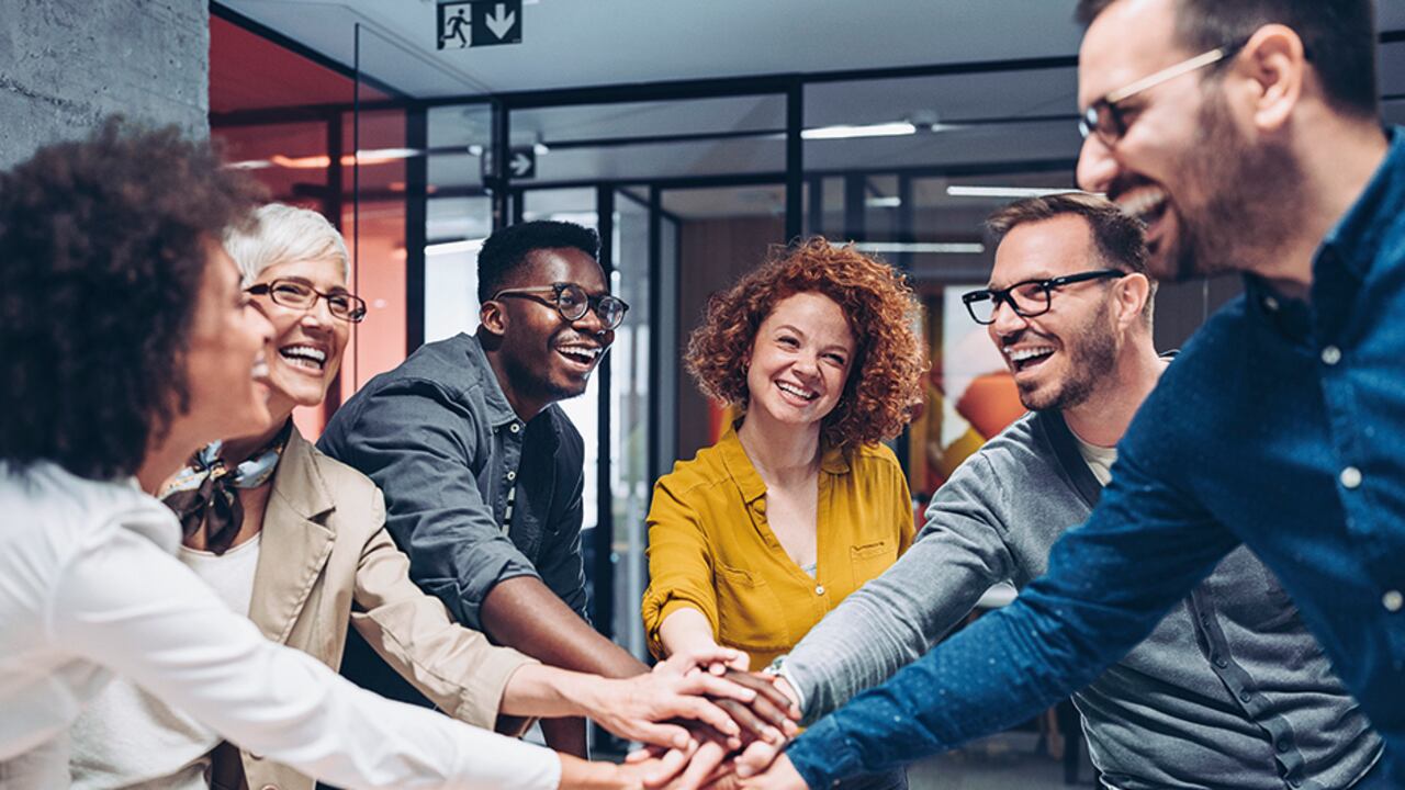 Si usted considera contar con las cualidades para trabajar en servicio al cliente, le invitamos a postularse a las siguientes vacantes con buenos beneficios y contratos por medio de Magneto.