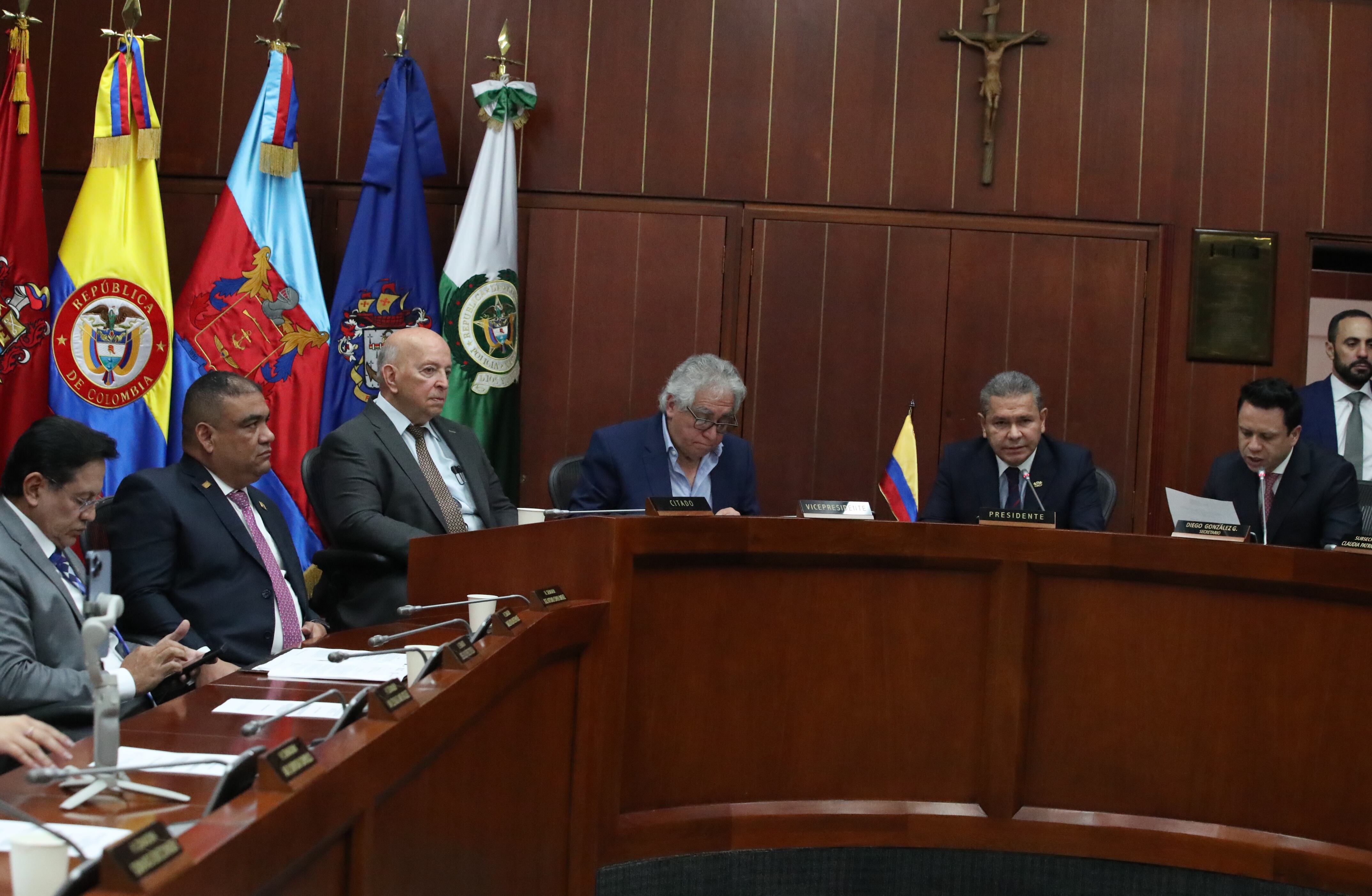 Debate de Control Político a Director de la UNP