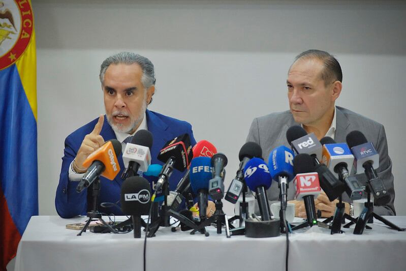 Armando Benedetti y Antonio Sanguino