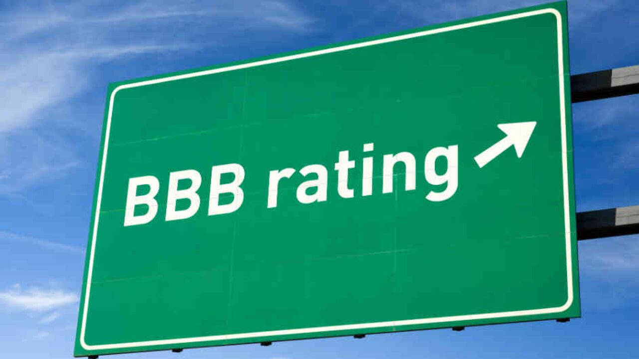 El grado de inversión inicia a partir de la calificación BBB.