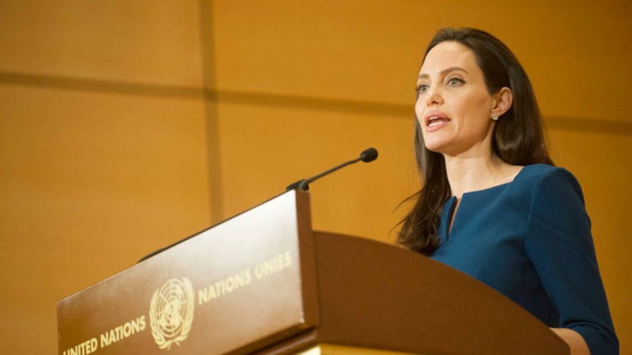 Angelina Jolie pide apoyo para refugiados venezolanos.