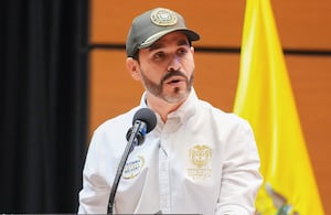 El presidente Abelardo De La Espriella le encomendó al general (r) Jorge Andrés Zuluaga, uno de los héroes de la operación Jaque, la recuperación de la DNI.
