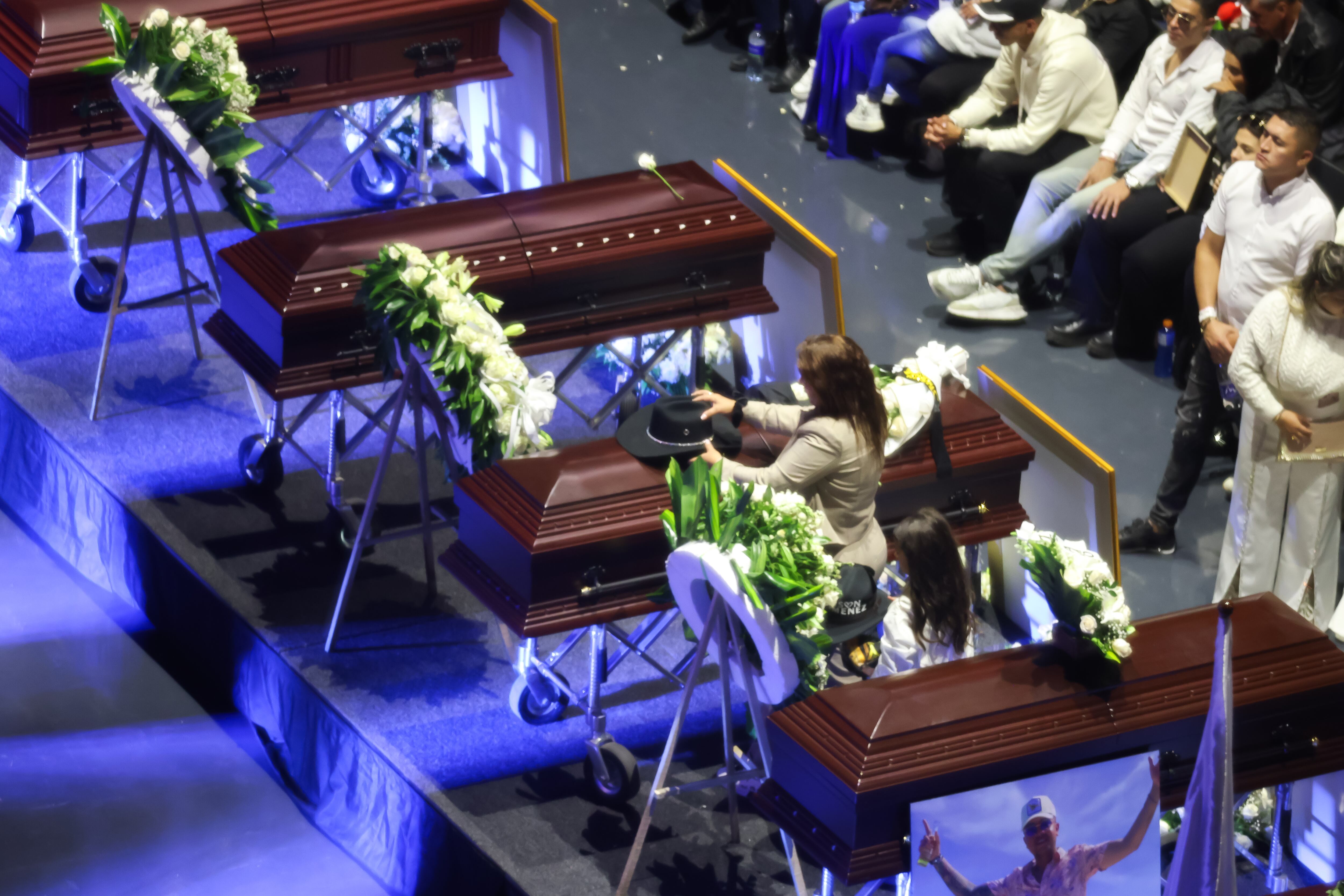 Homenaje a Yeison Jiménez en el Movistar Arena.