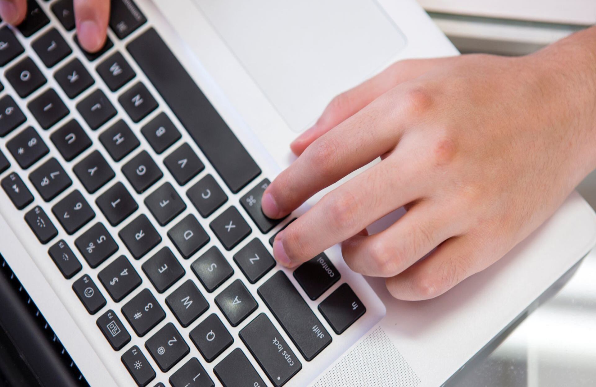 Los atajos del computador facilitan la interacción con los programas.