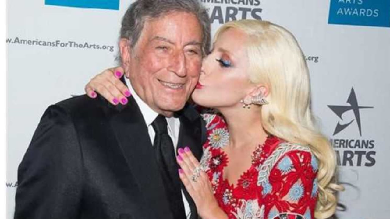 En los últimos años Tony Bennett grabó tres álbumes de duetos con figuras como Lady Gaga, Amy Winehouse, Mariah Carey, George Michael, Elton John, Barbra Streisand o Norah Jones, así como con artistas latinos como Ricardo Arjona, Chayanne, Christina Aguilera, Gloria Estefan, Juan Luis Guerra y Vicentico, entre otros.