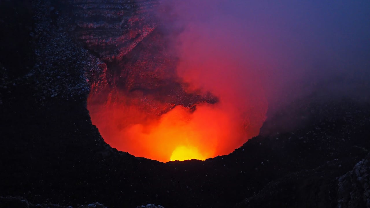 Mediciones satelitales revelaron cambios inusuales en el terreno del volcán Masaya, en Nicaragua.