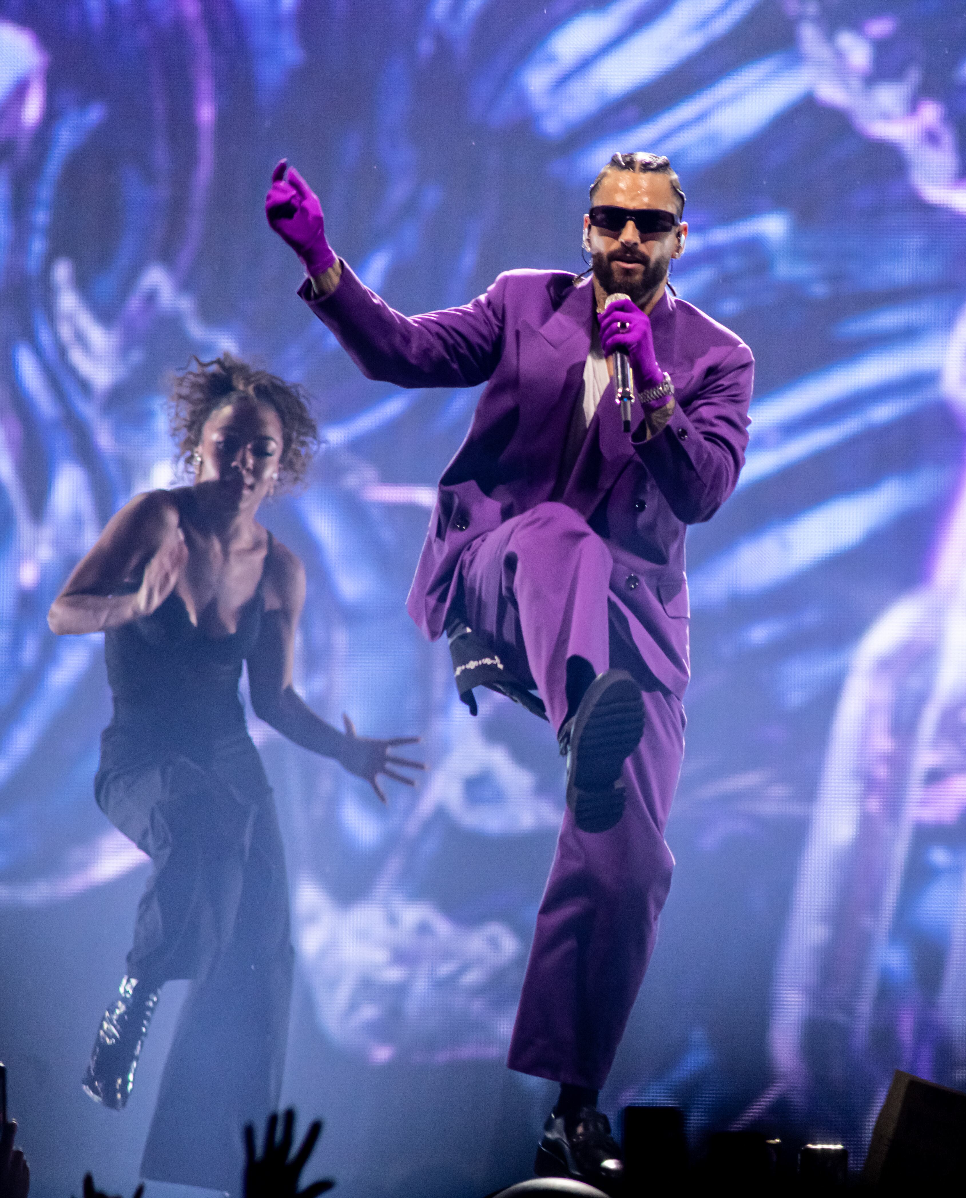 Maluma se presenta en el Golden 1 Center el 31 de agosto de 2023 en Sacramento, California. (Foto de Miikka Skaffari/Getty Images)