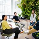 De acuerdo con Lina Monsalve, quienes se encuentran en posiciones de liderazgo deben comprometerse a promover ambientes inclusivos y diversos.