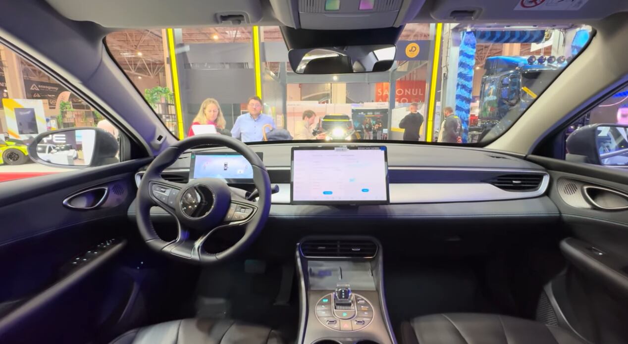 El BYD Seal 05 DM-i 2026 está disponible en China y no se sabe con exactitud cuándo podría llegar a Colombia