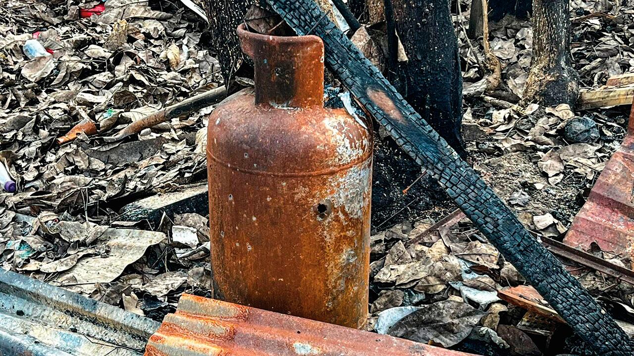 La familia Rodríguez aseguró que todo quedó inservible tras las confrontaciones entre la fuerza pública y las disidencias de las Farc.