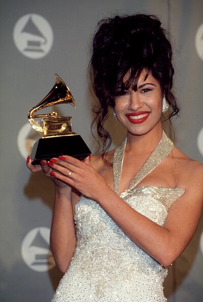 En 1994, un año antes de su muerte, Selena recibió Premio Grammy al Mejor Álbum Mexicano Americano. (Photo by Larry Busacca/Getty Images)