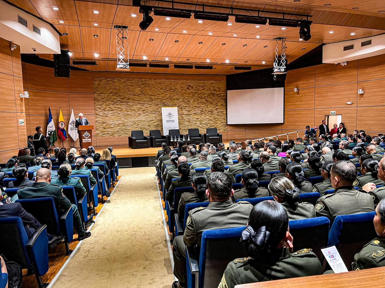 Actividades con las Fuerzas Militares de prevención para la violencia basada en género.