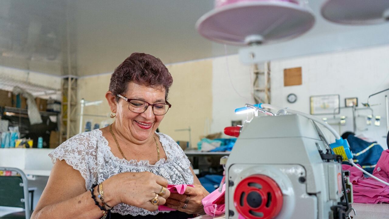 El programa 'Desarrollo con sentimiento de mujer' les abrió oportunidades en el mercado laboral a mujeres en estado de vulnerabilidad.