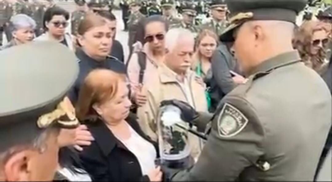 Sepelio del patrullero Andrés Idarraga Orozco, asesinado en Catatumbo