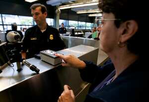 El objetivo del gobierno es acortar los tiempos y facilitar la entrada de turistas