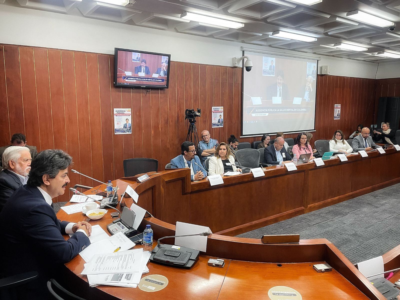 Defensoría respalda el proyecto de ley que busca hacerles frente a problemáticas de salud mental en menores de edad, ¿de qué trata?