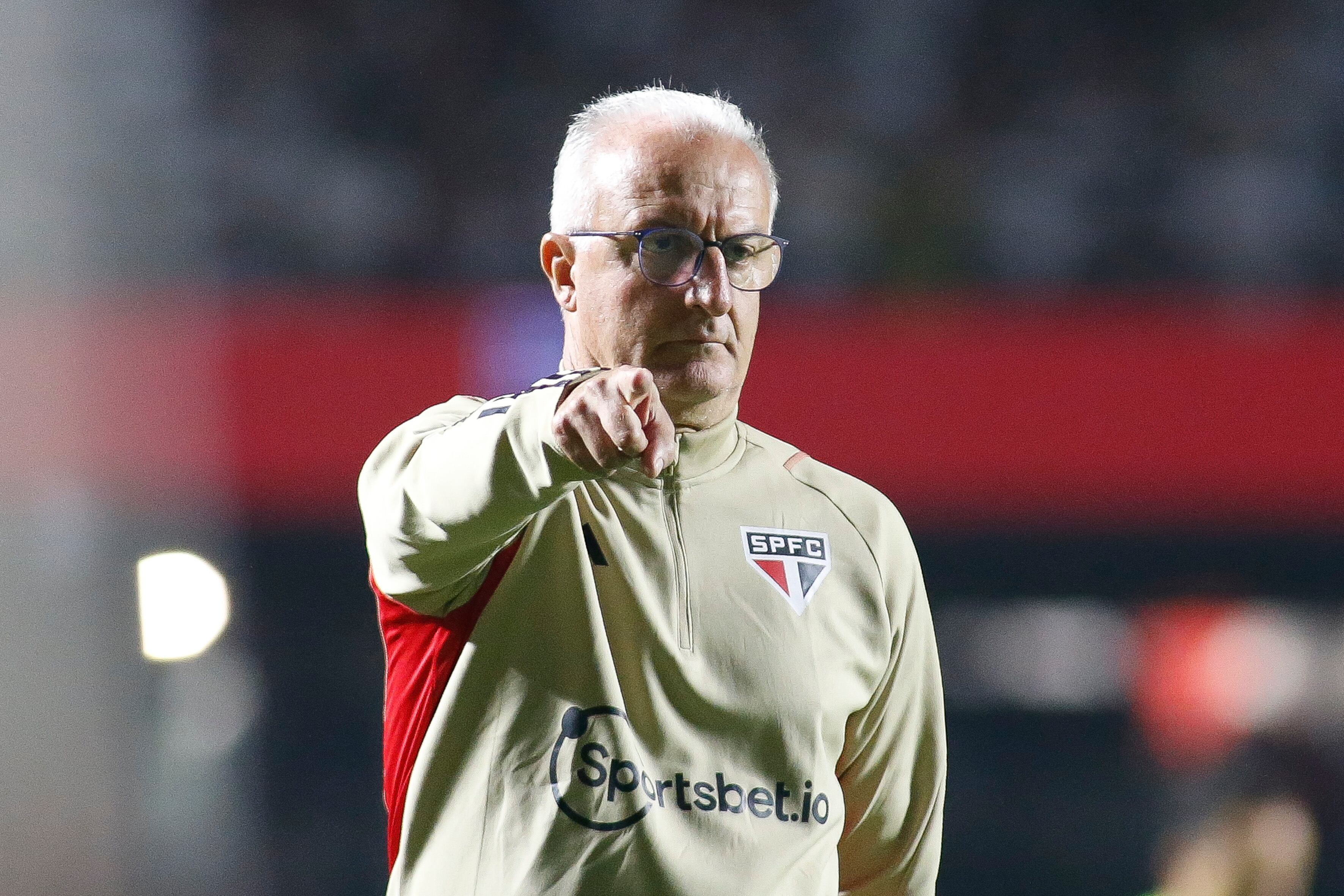 Dorival Junior habló sobre el presente de jugadores como James Rodríguez y Alexandre Pato