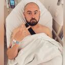 Ricardo Quevedo alertó a sus seguidores al subir una foto en el hospital.