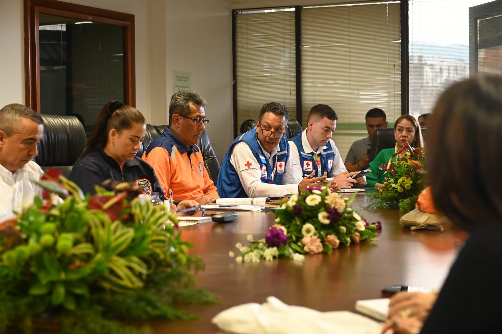 El riesgo está relacionado con la presencia de ceniza emanada del edificio volcánico.