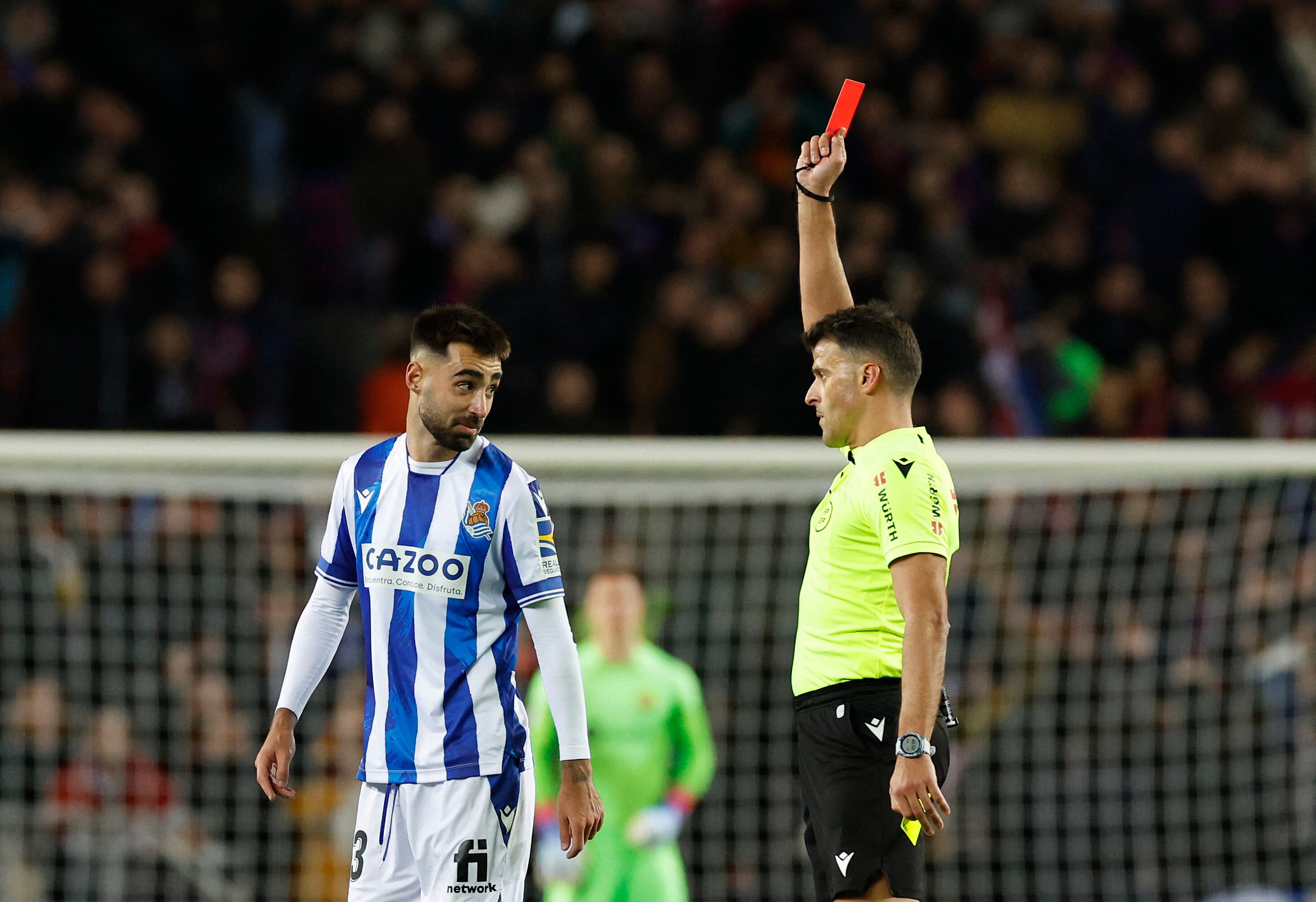 Brais Méndez perjudicó a su equipo al salir expulsado en el 40'.