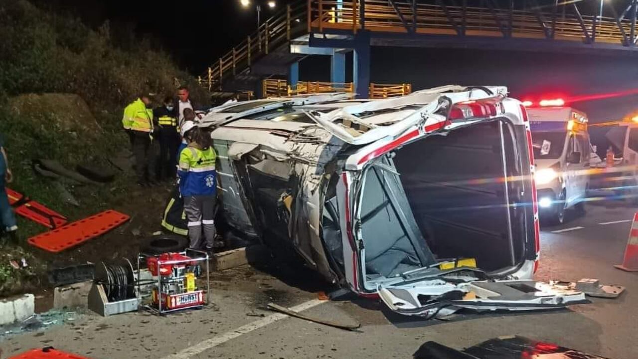 Siete personas fueron trasladadas a la ciudad de Cúcuta por la gravedad de las heridas.