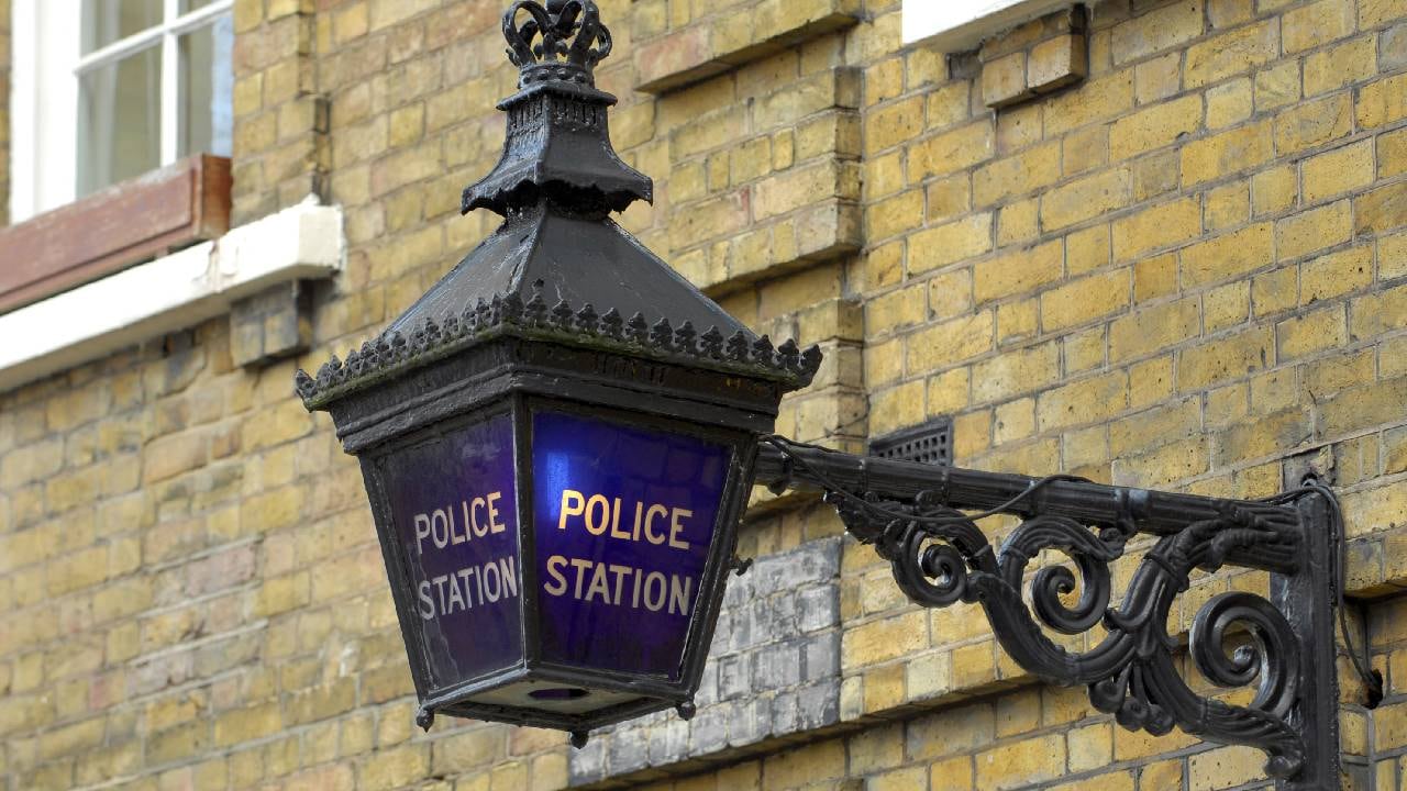 La Policía británica también se mantiene escéptica frente a las declaraciones de la joven polaca.