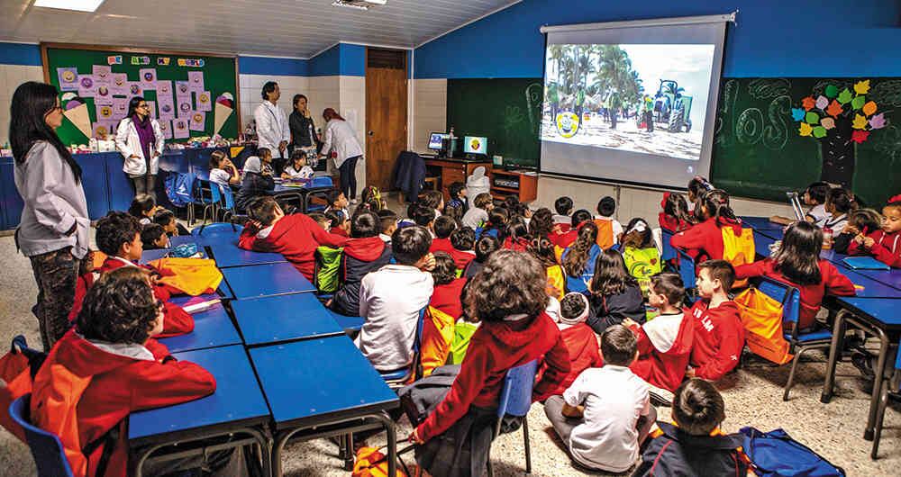 La Secretaría de Educación anunció el pago por ascensos y reubicación salarial a profesores del Distrito