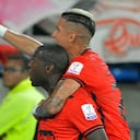 Partido entre América de Cali contra santa fe en el estadio Pascual Guerrero de Cali. Fotos Jorge Orozco / El País.