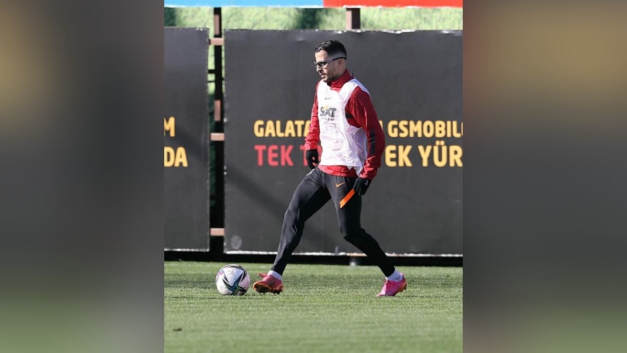 Omar Elabdellaoui volverá a las canchas con sus compañeros, luego de haber quedado ciego médicamente.